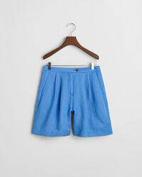 Hyvin istuvat pellavashortsit