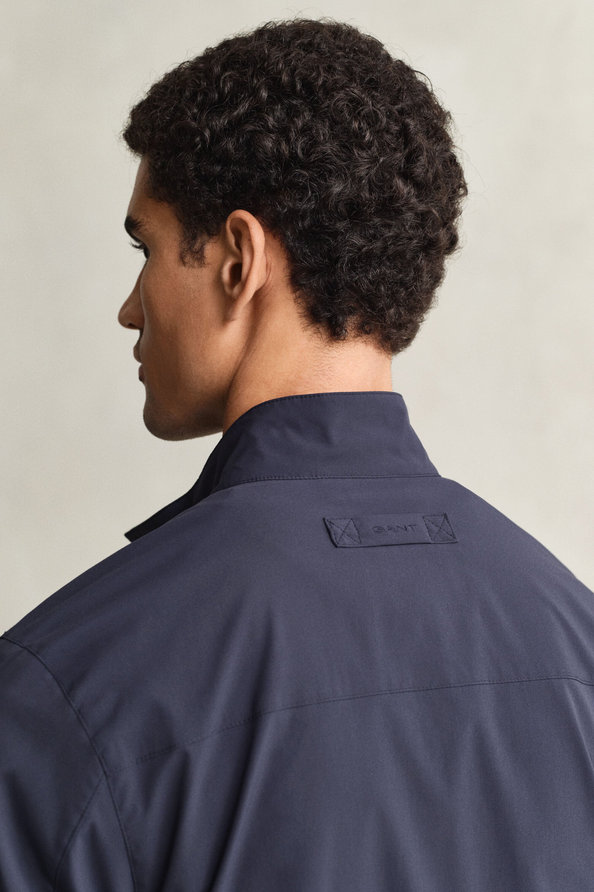 Kevyt Harrington‑takki