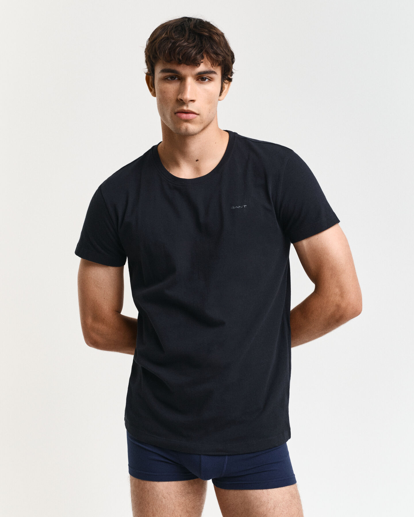 T‑paita py&ouml;re&auml;ll&auml; p&auml;&auml;ntiell&auml; (2&nbsp;kpl)