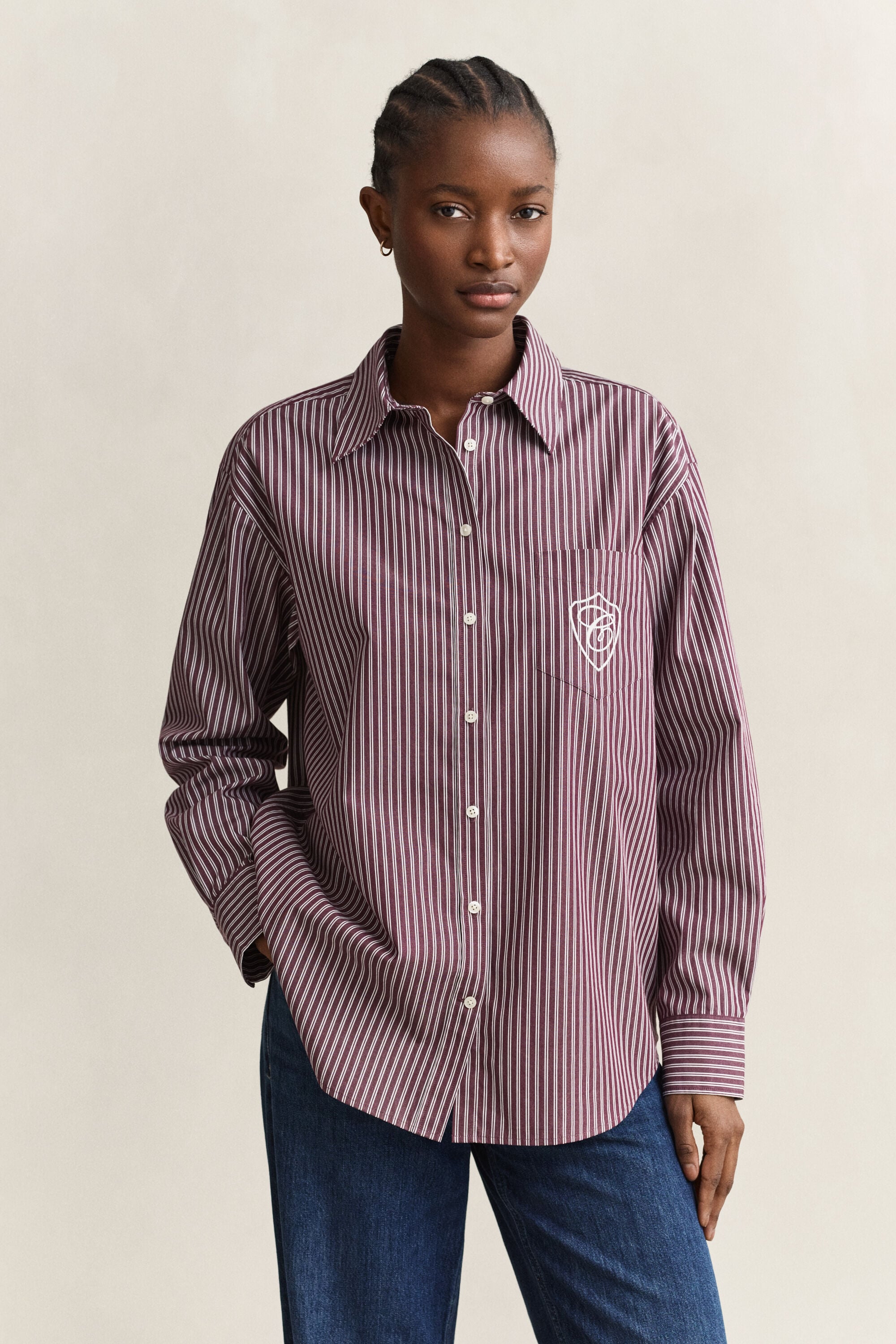 Relaxed fit ‑mitoitettu klassinen popliiniraitapaita