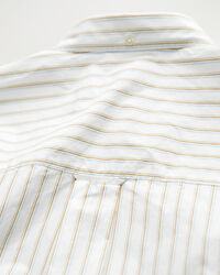 Relaxed&nbsp;fit ‑mitoitettu lyhythihainen Heritage Poplin -raitapaita