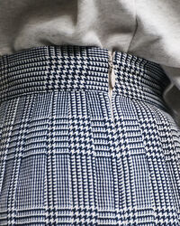 Printtikuvioitu ruudullinen laskoshame