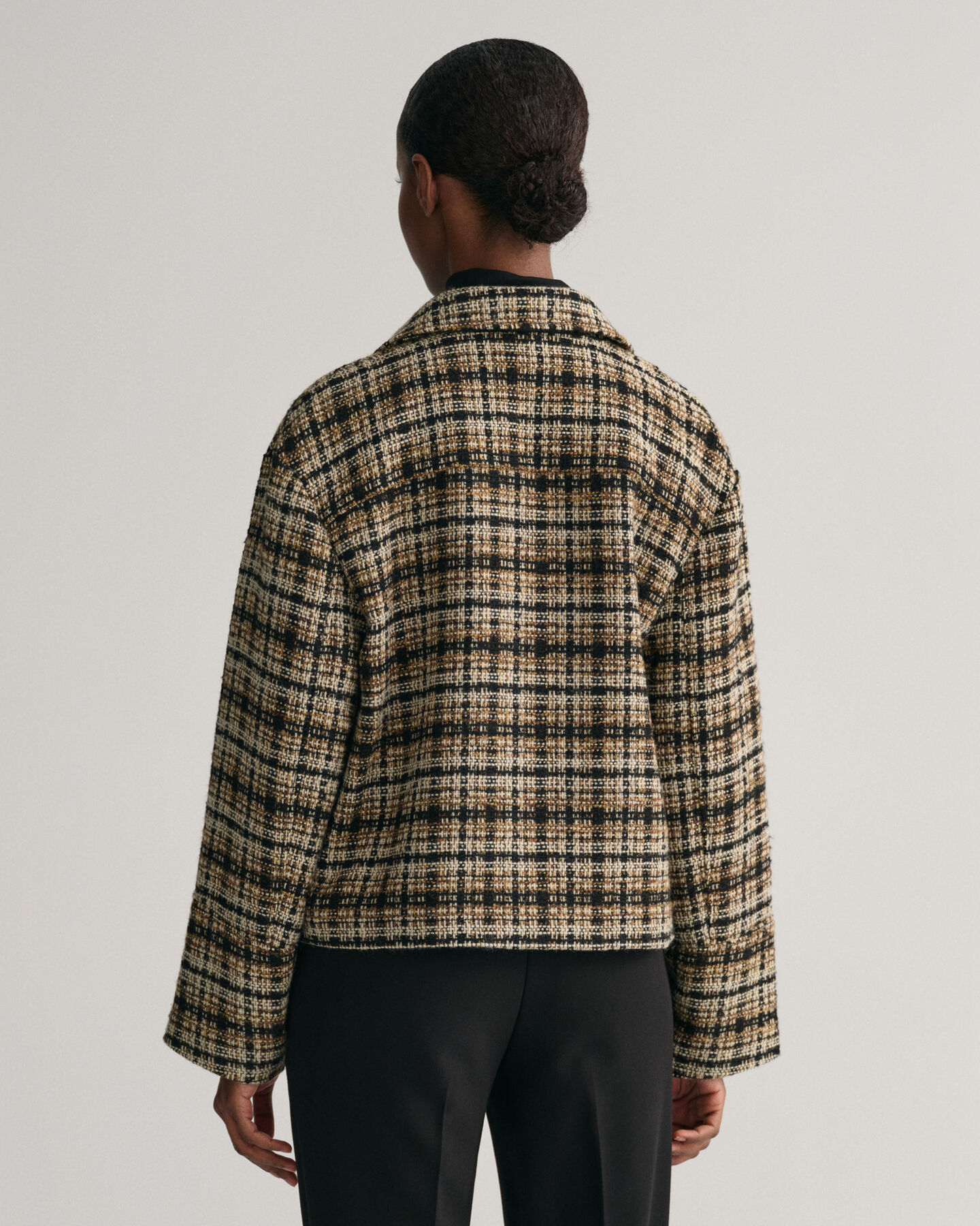 Ruudullinen tweedkankainen bleiseritakki