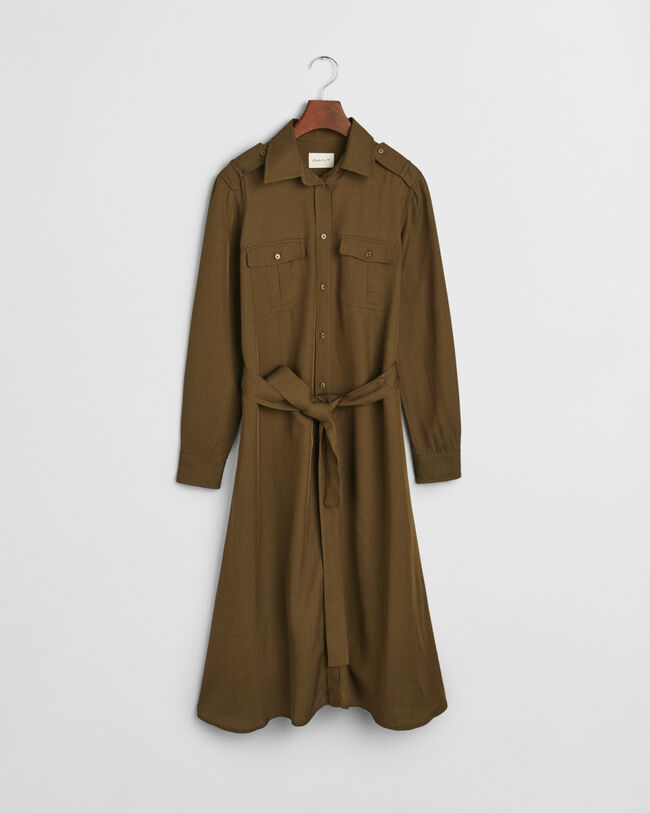 Taskullinen paitamekko