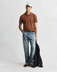 Regular fit -mitoitettu Shield-pikeepaita