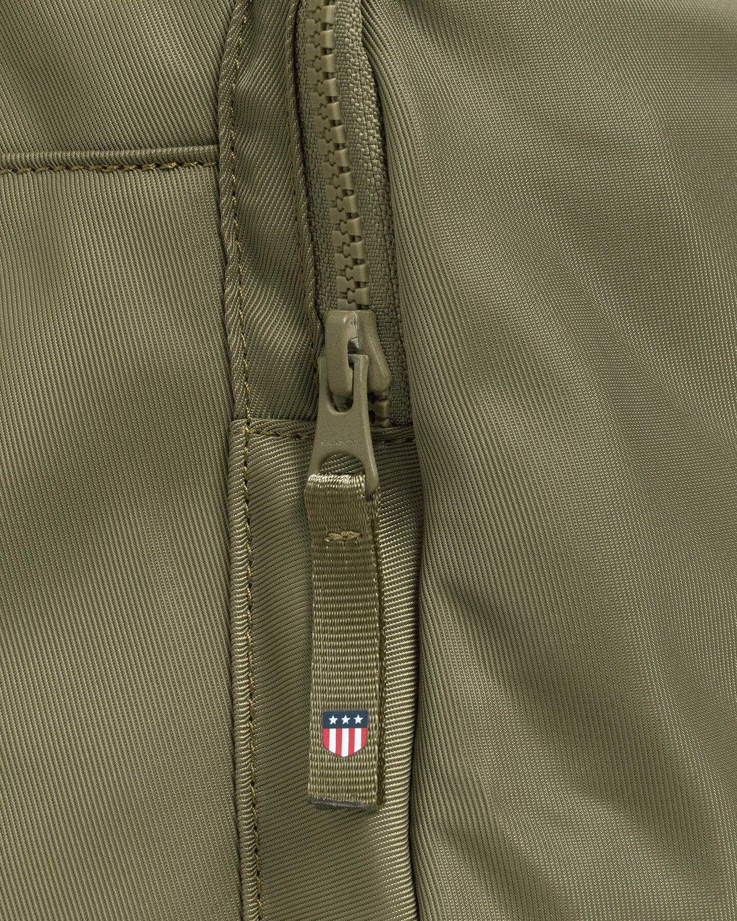 Retro Shield ‑reppu