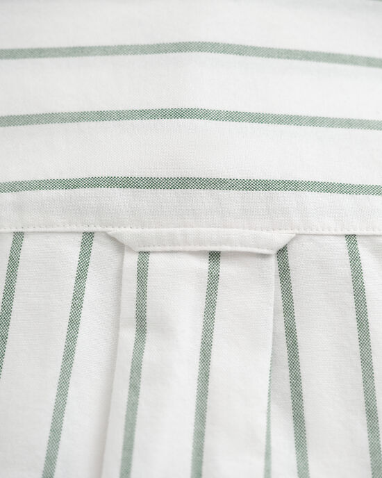 Regular fit ‑mitoitettu raidallinen klassinen oxford-paita