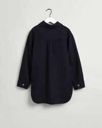 K&auml;sin tikattu paitatakki