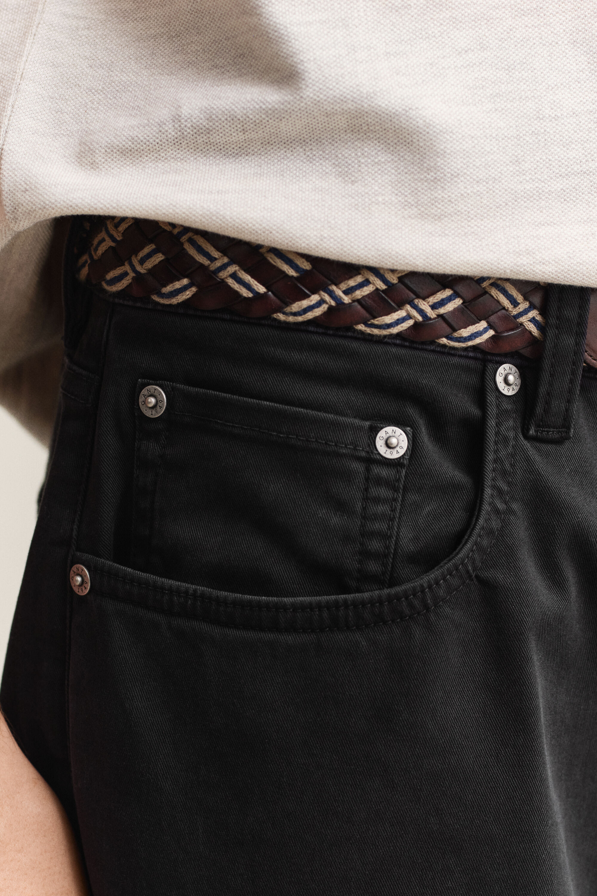 Regular fit ‑mitoitetut Desert-farkut