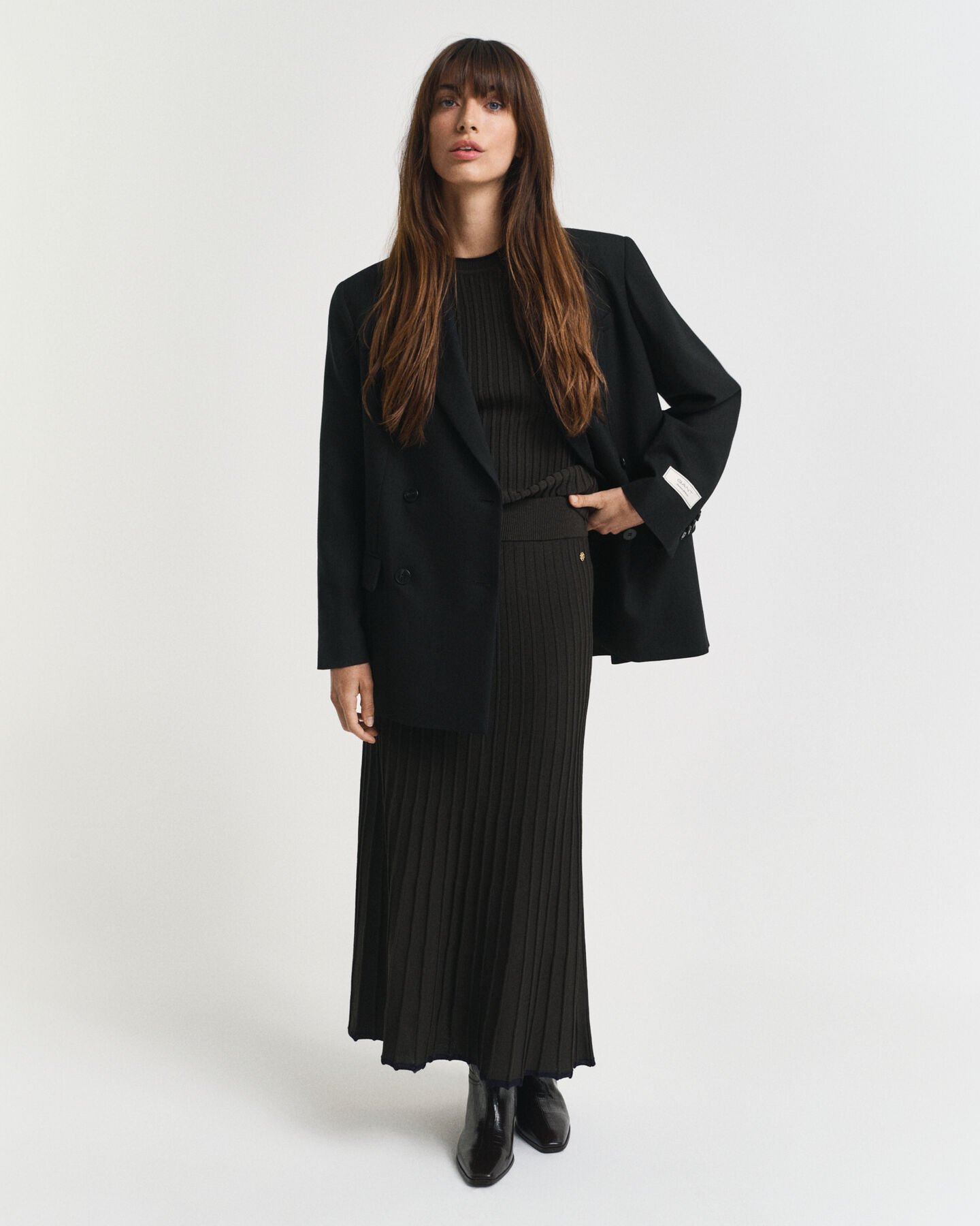 Kontrastivärinen joustinneulehame