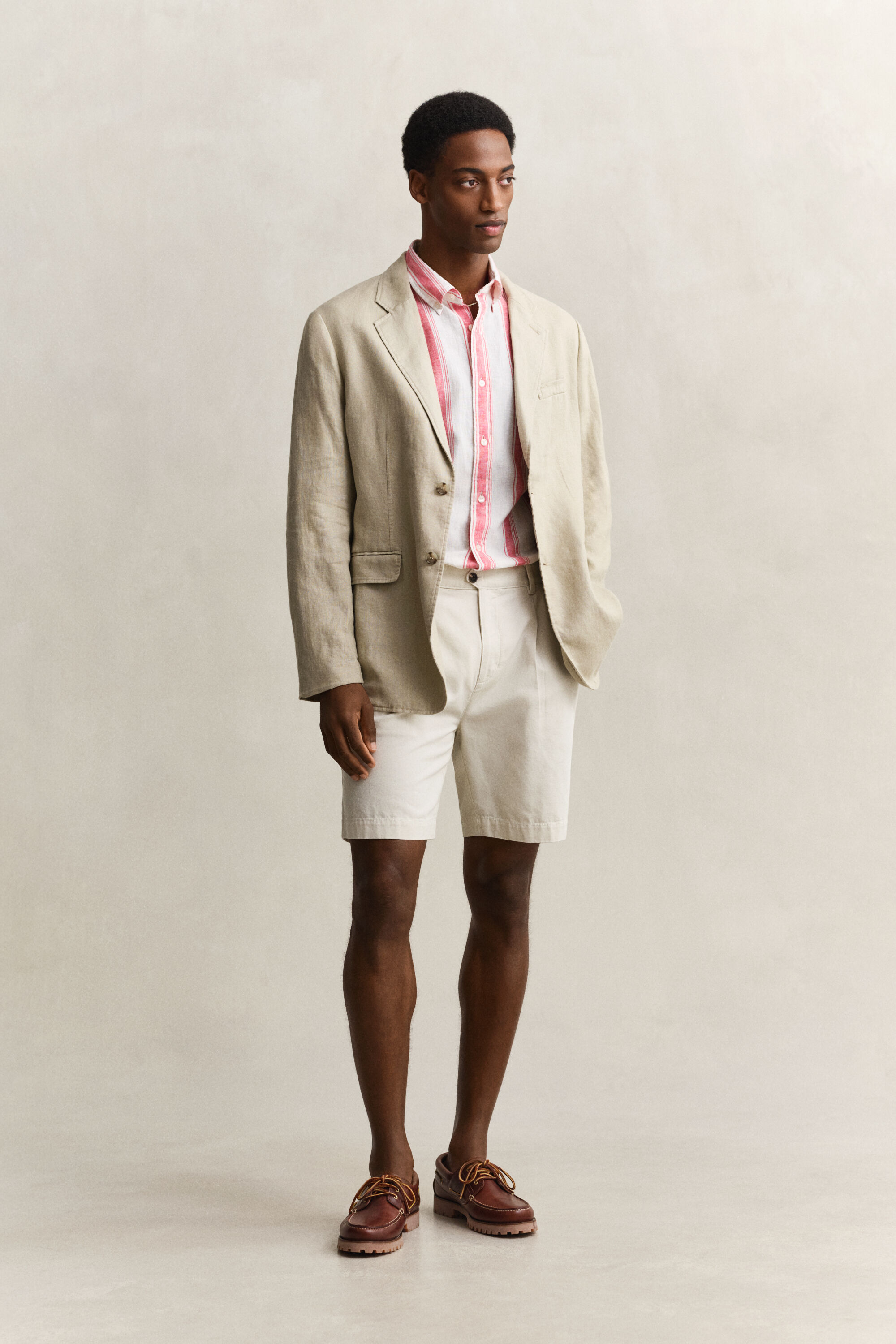 Raidallinen pellavasekoitepaita