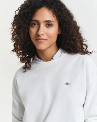 Shield-collegepaita, jossa pyöreä pääntie