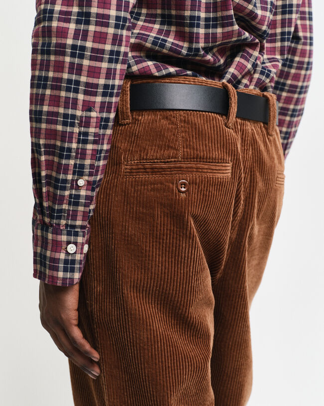 Regular fit ‑mitoitettu ruutupaita kevyestä tvillistä