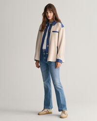 Kohopintainen päällyspaita