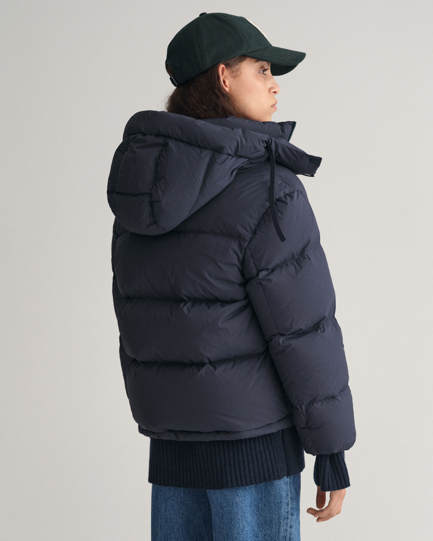 Lyhyt kevytuntuvatakki