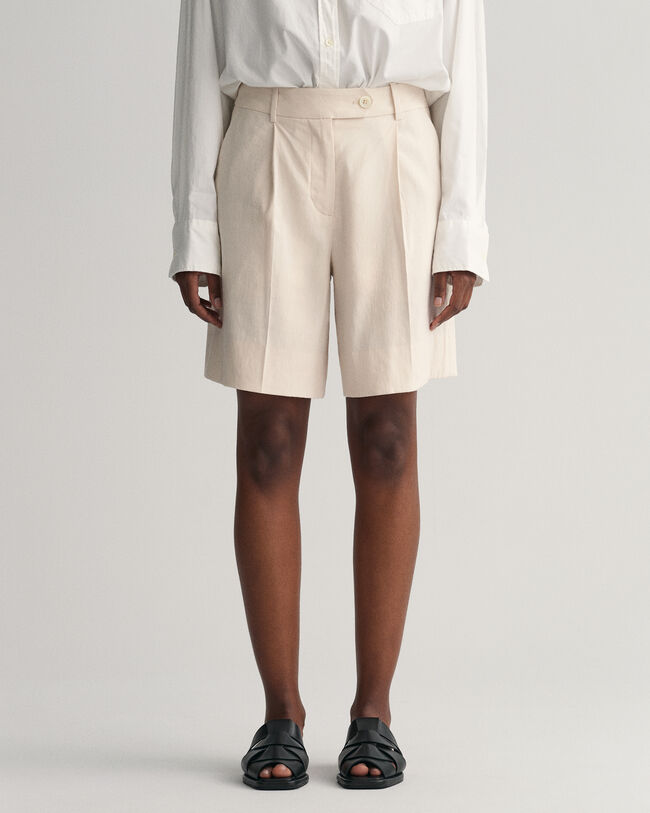 Joustavat pellavashortsit