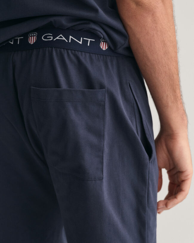 Jerseypyjama lahjapakkauksessa