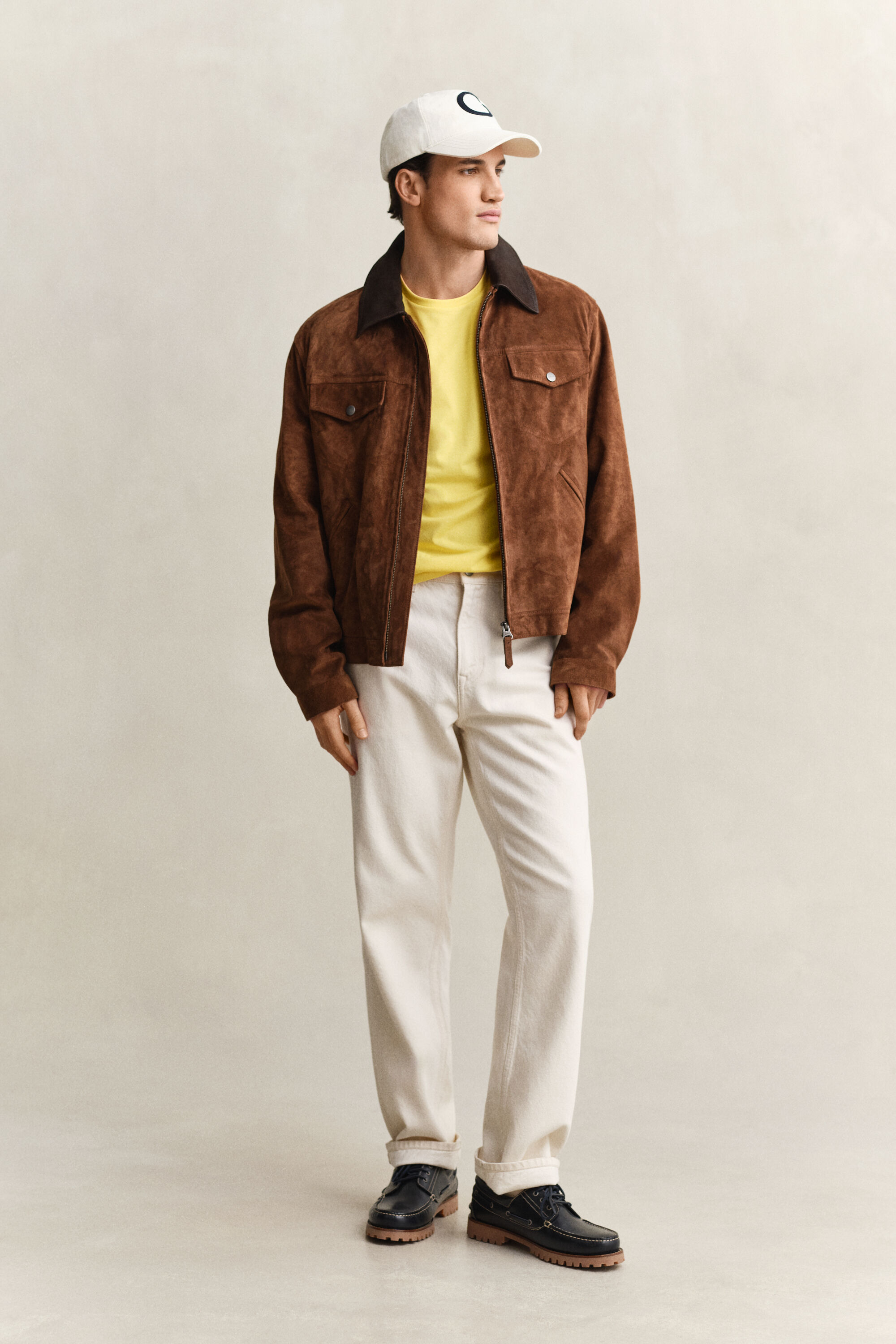 Regular fit ‑mitoitettu Shield-t‑paita