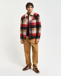 Regular&nbsp;fit ‑mitoitetut chinot harjatusta puuvillasta