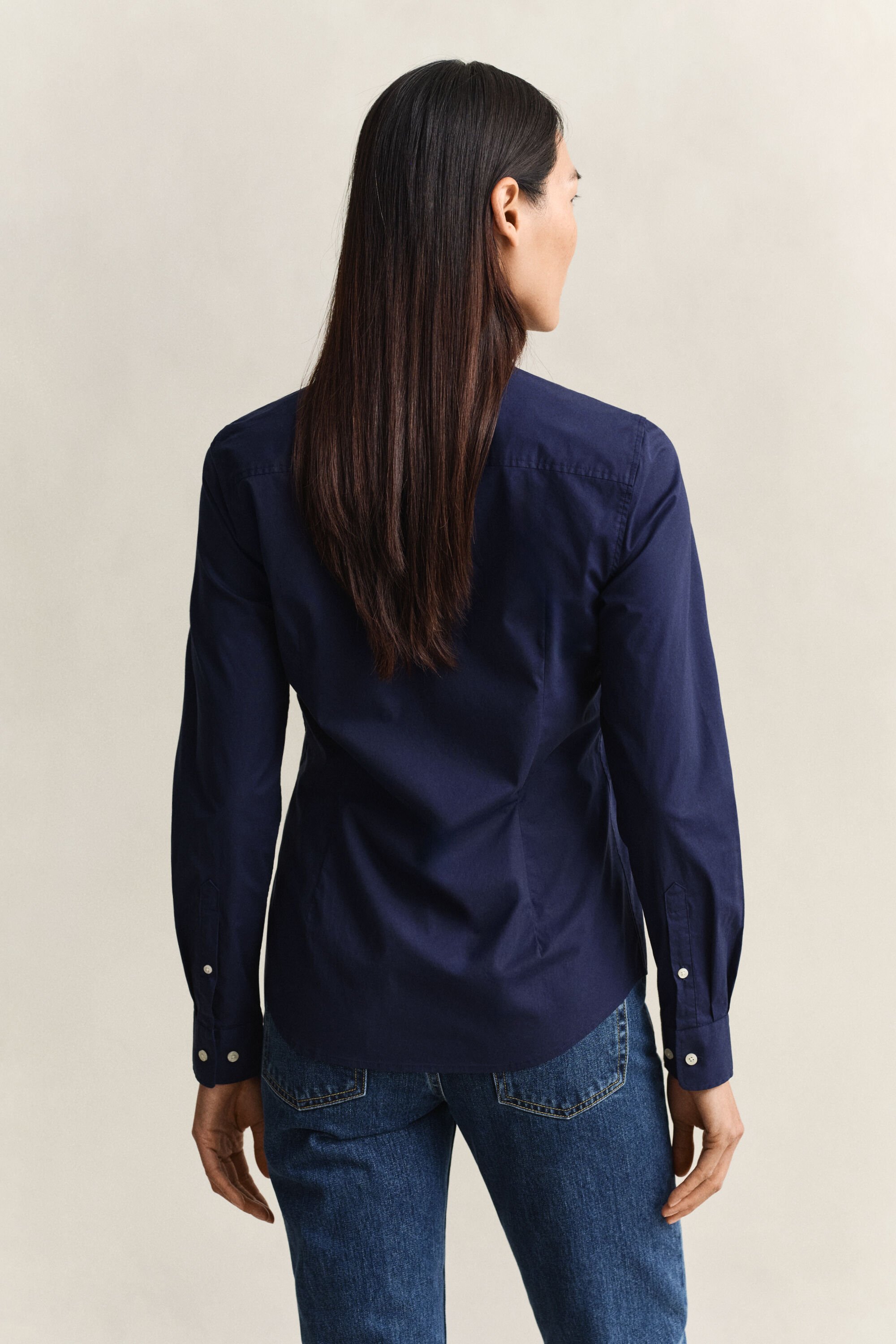 Slim fit ‑mitoitettu popliinipaita