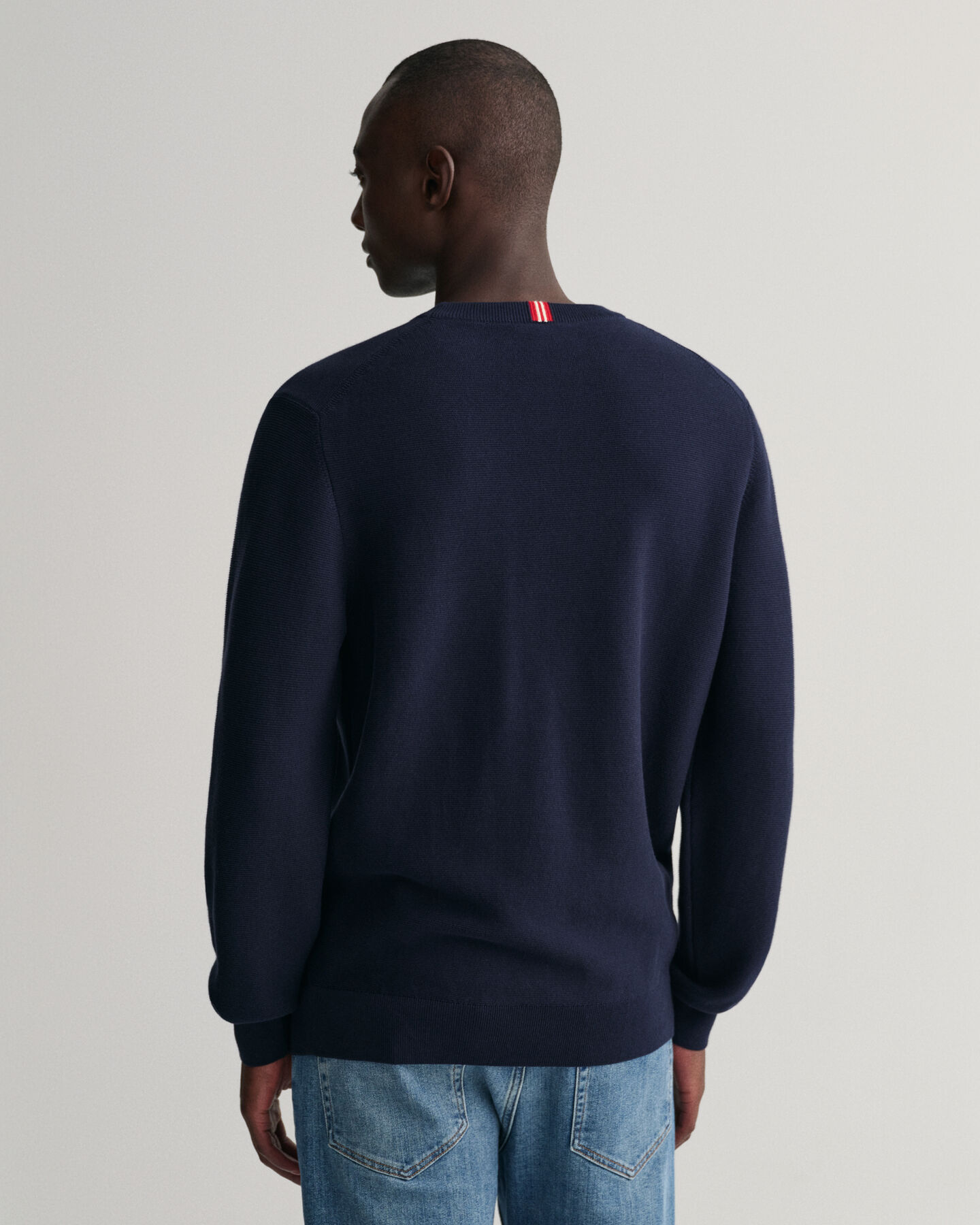 Ohut Texture-neulepusero, pyöreä pääntie