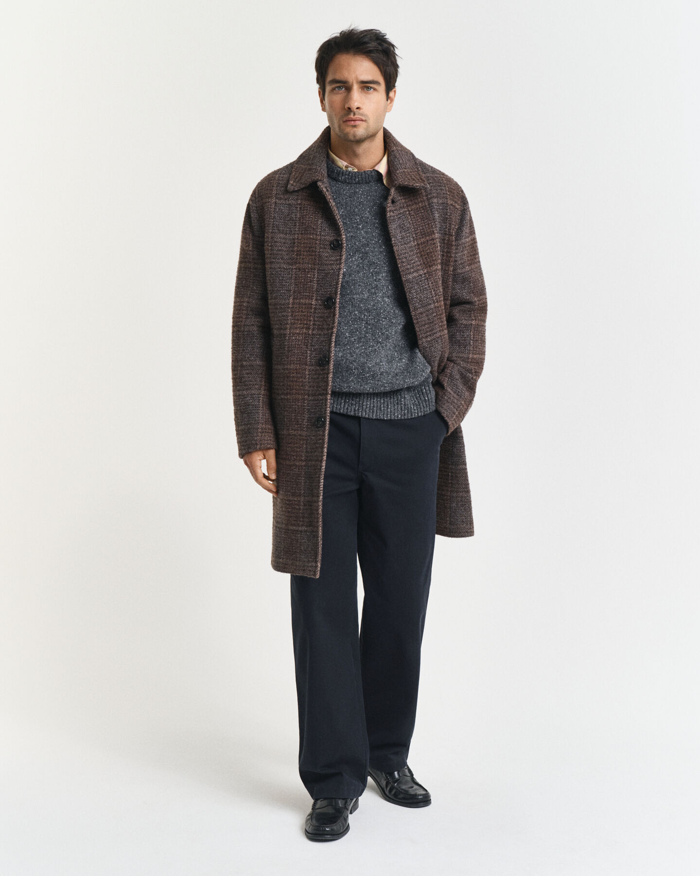 Nyppypintainen villasekoiteneulepusero, pyöreä pääntie