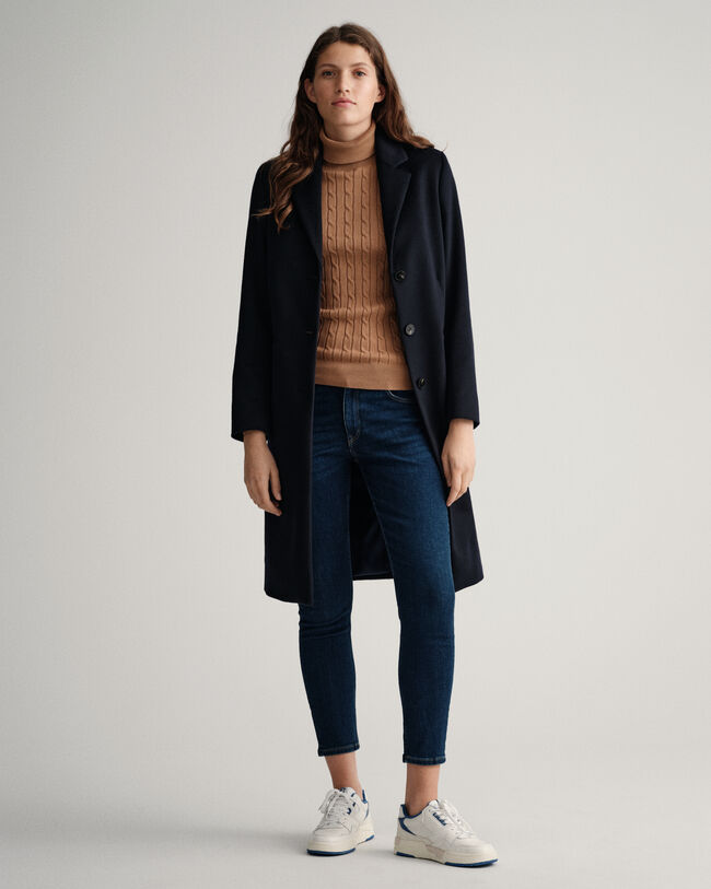 Slim fit ‑mitoitetut nilkkapituiset Farla-farkut