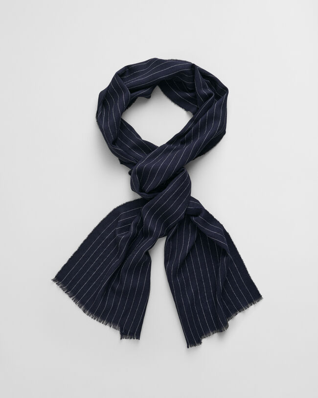 Liituraidallinen kaulaliina erittäin hienosta merinovillasta