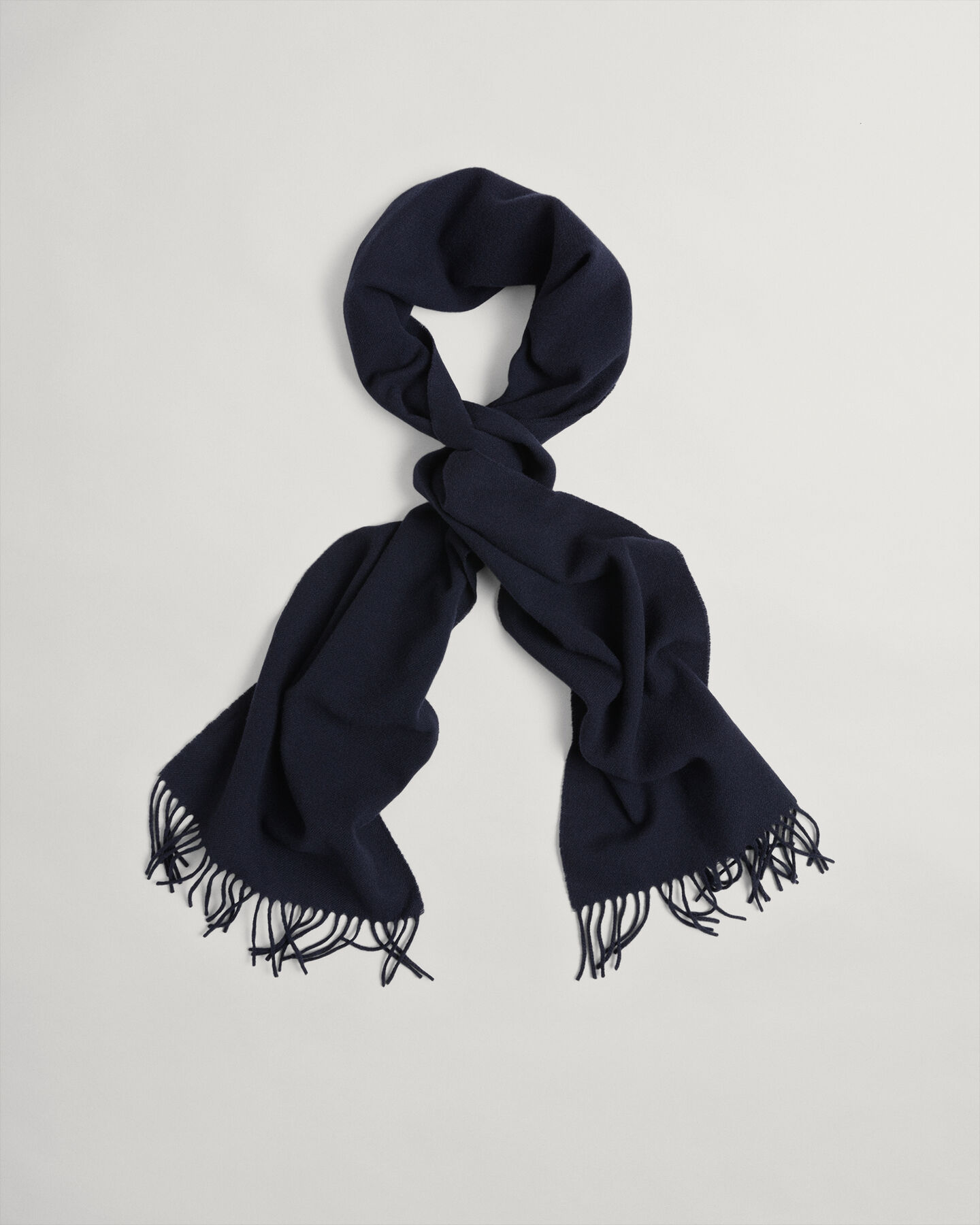 Yksivärinen villahuivi