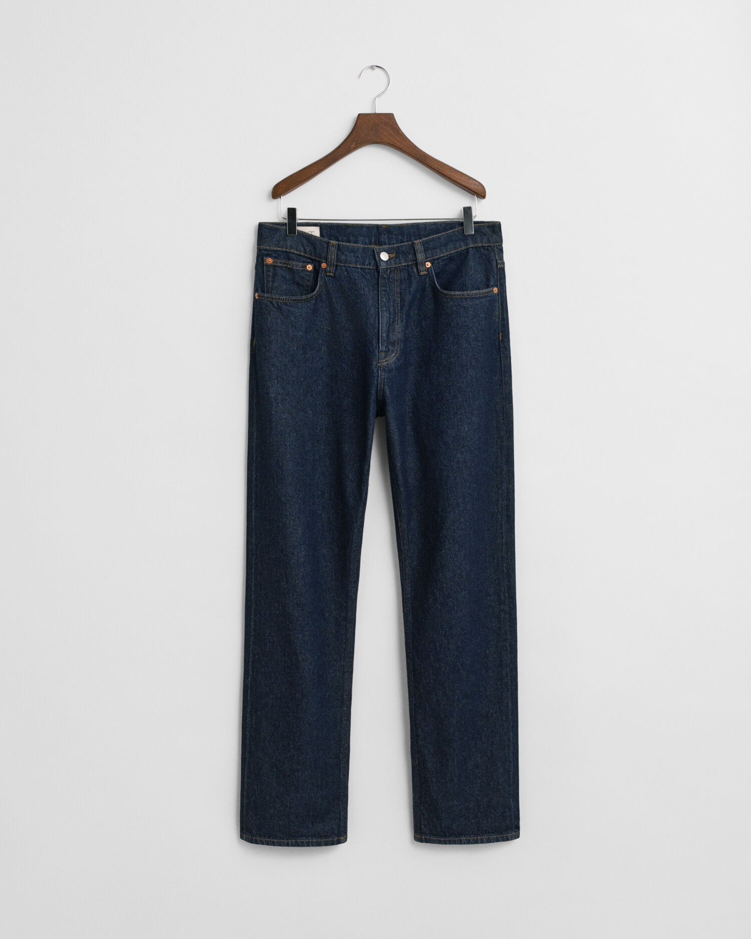 Straight fit ‑mitoitetut farkut