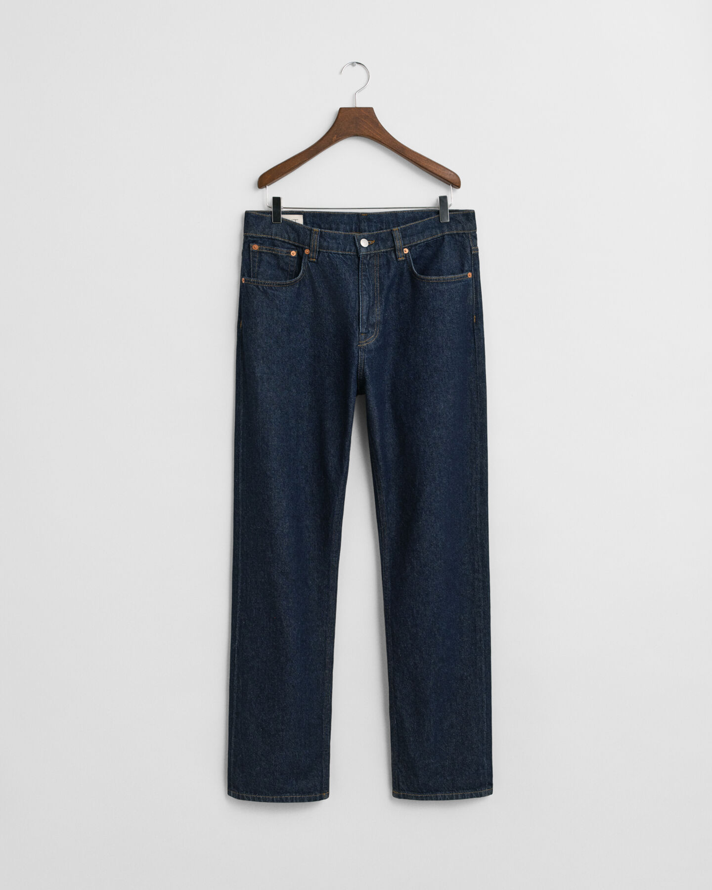 Straight fit ‑mitoitetut farkut