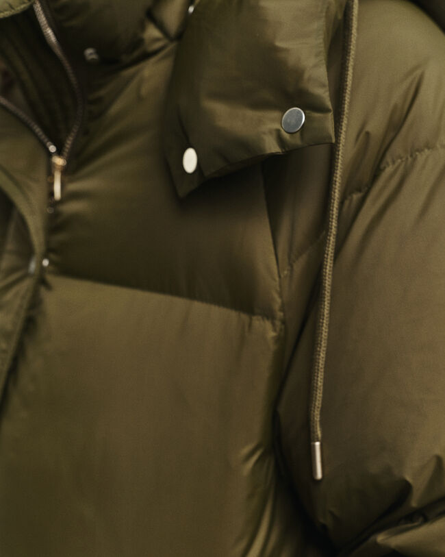 Kokopitkä untuvatakki