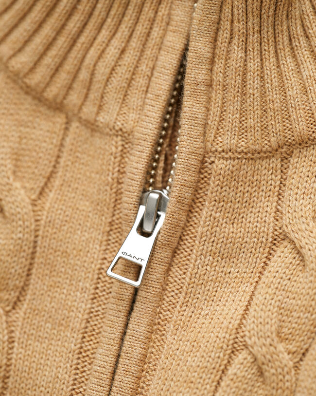 Teens-malliston vetoketjukauluksellinenpalmikkoneule puuvillaa