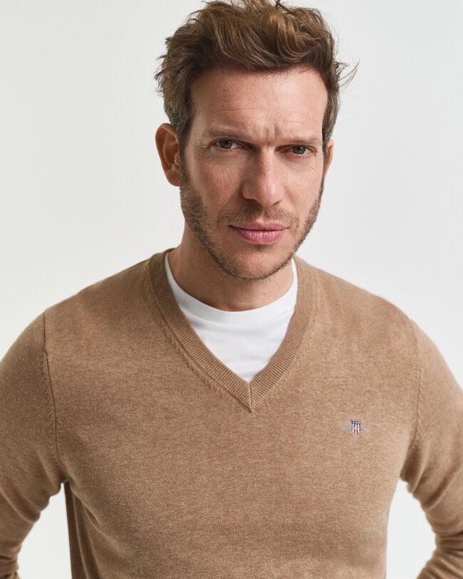 Klassinen puuvillaneulepusero, v-pääntie