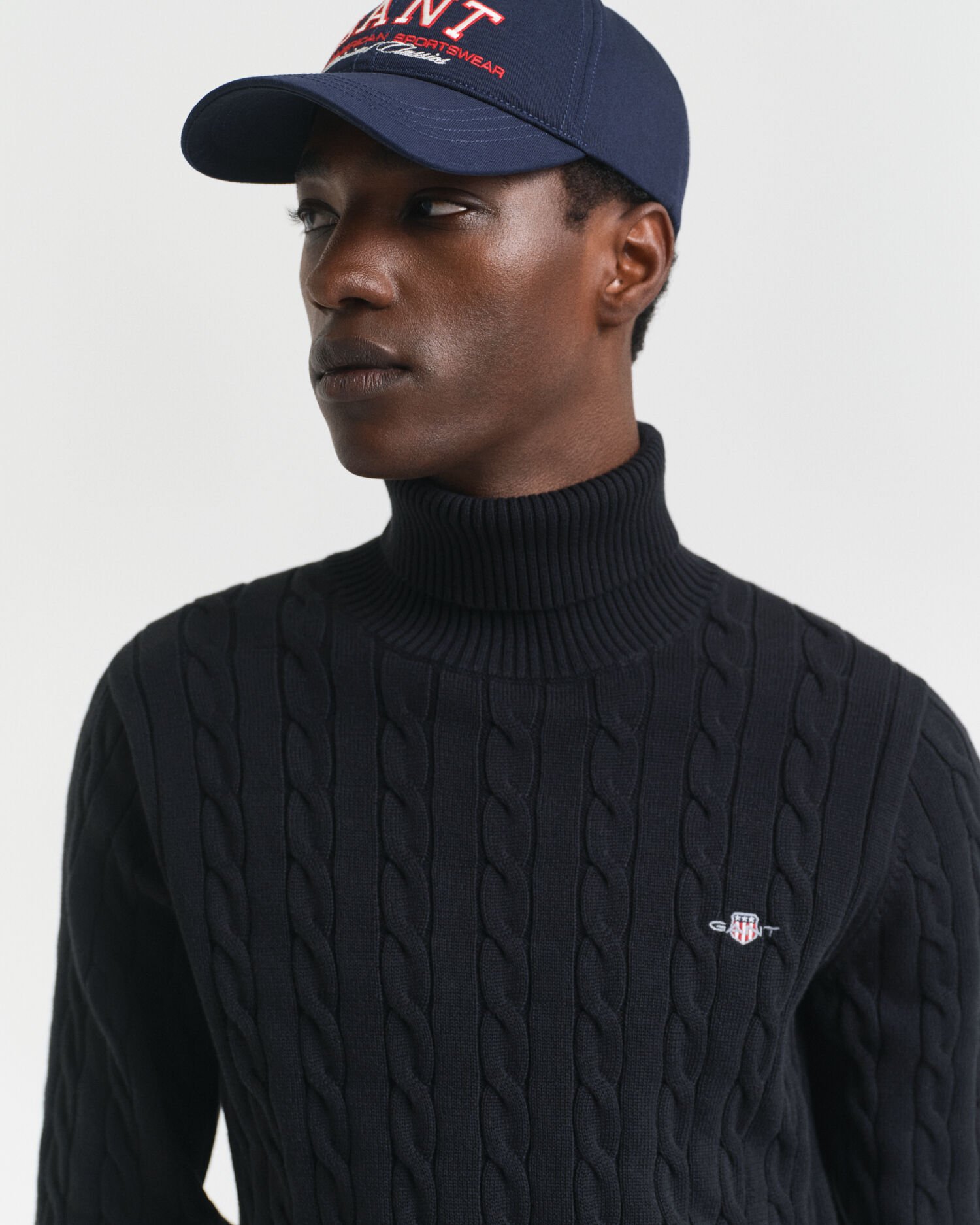 Puuvillainen palmikkopooloneule