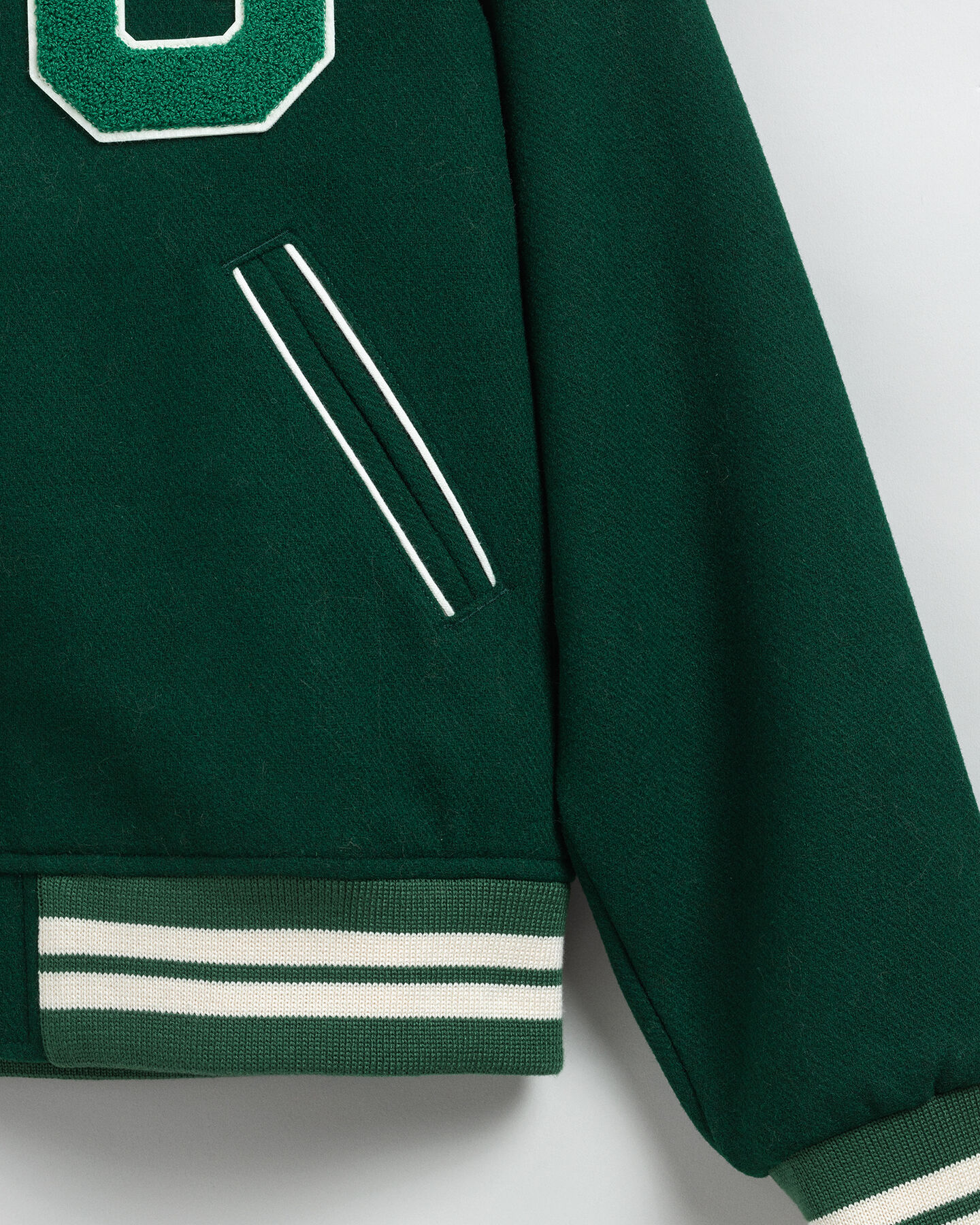 Villakankainen GANT Varsity Jacket