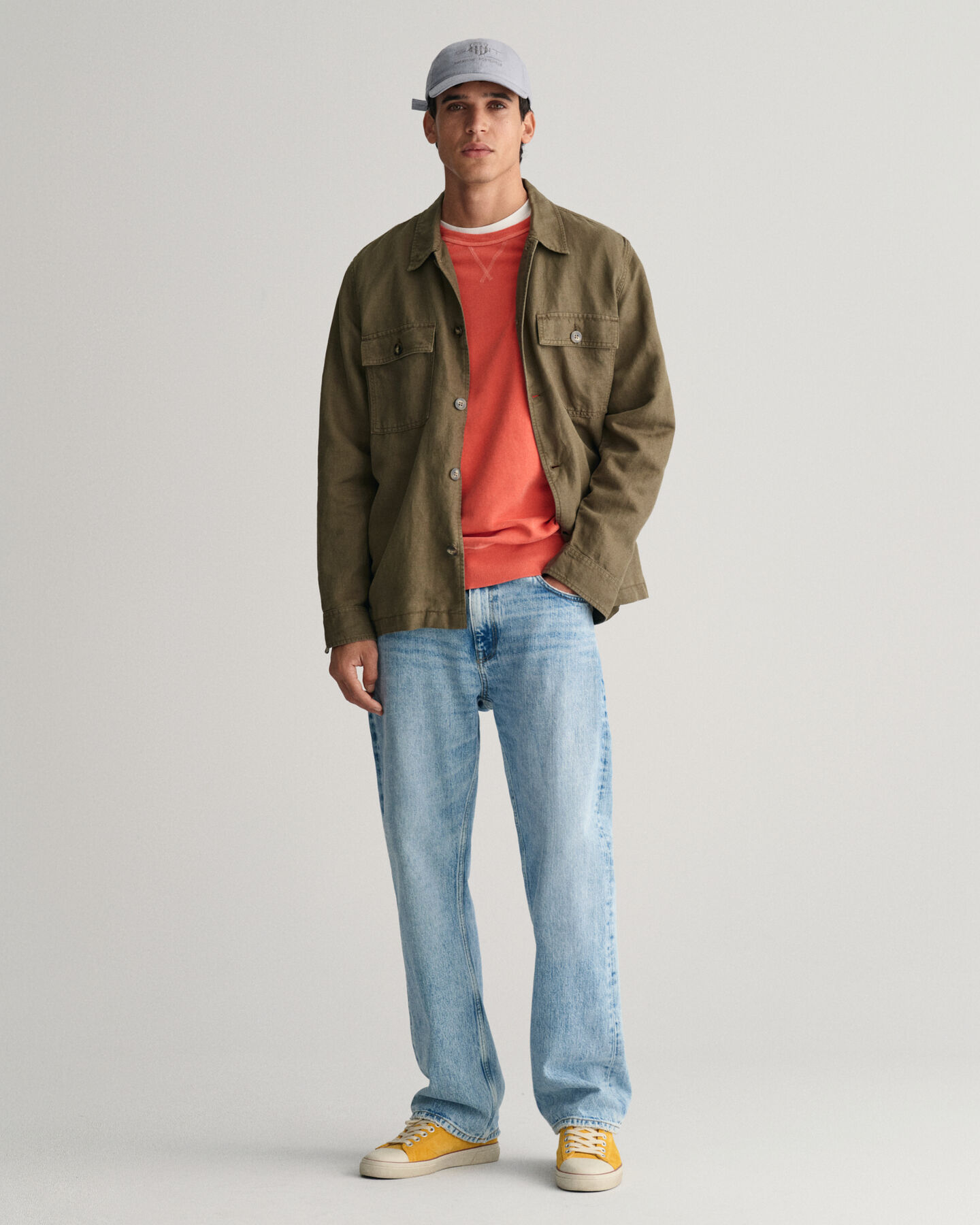 Sunfaded-collegepaita, py&ouml;re&auml; p&auml;&auml;ntie