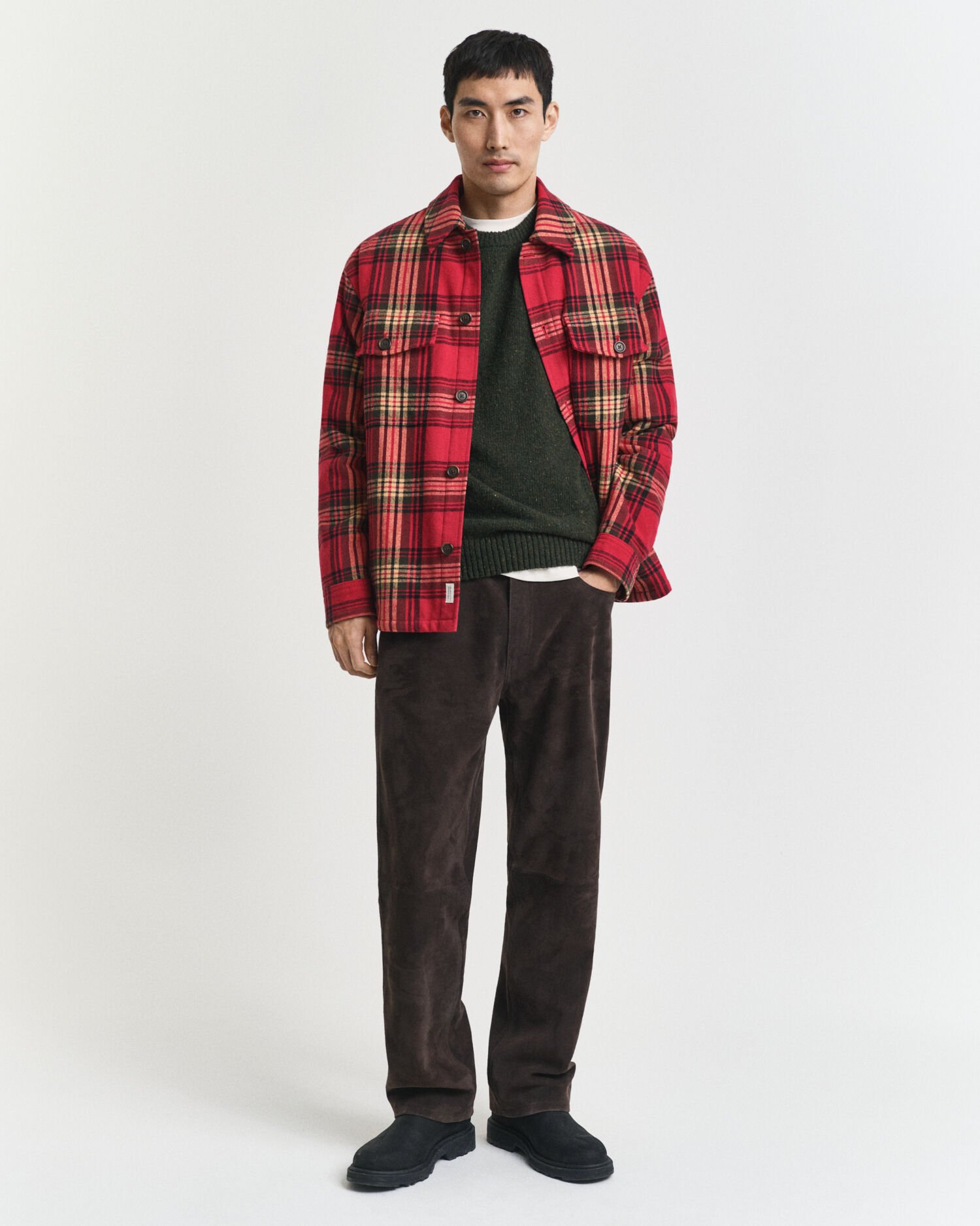 Nyppypintainen villasekoiteneulepusero, pyöreä pääntie