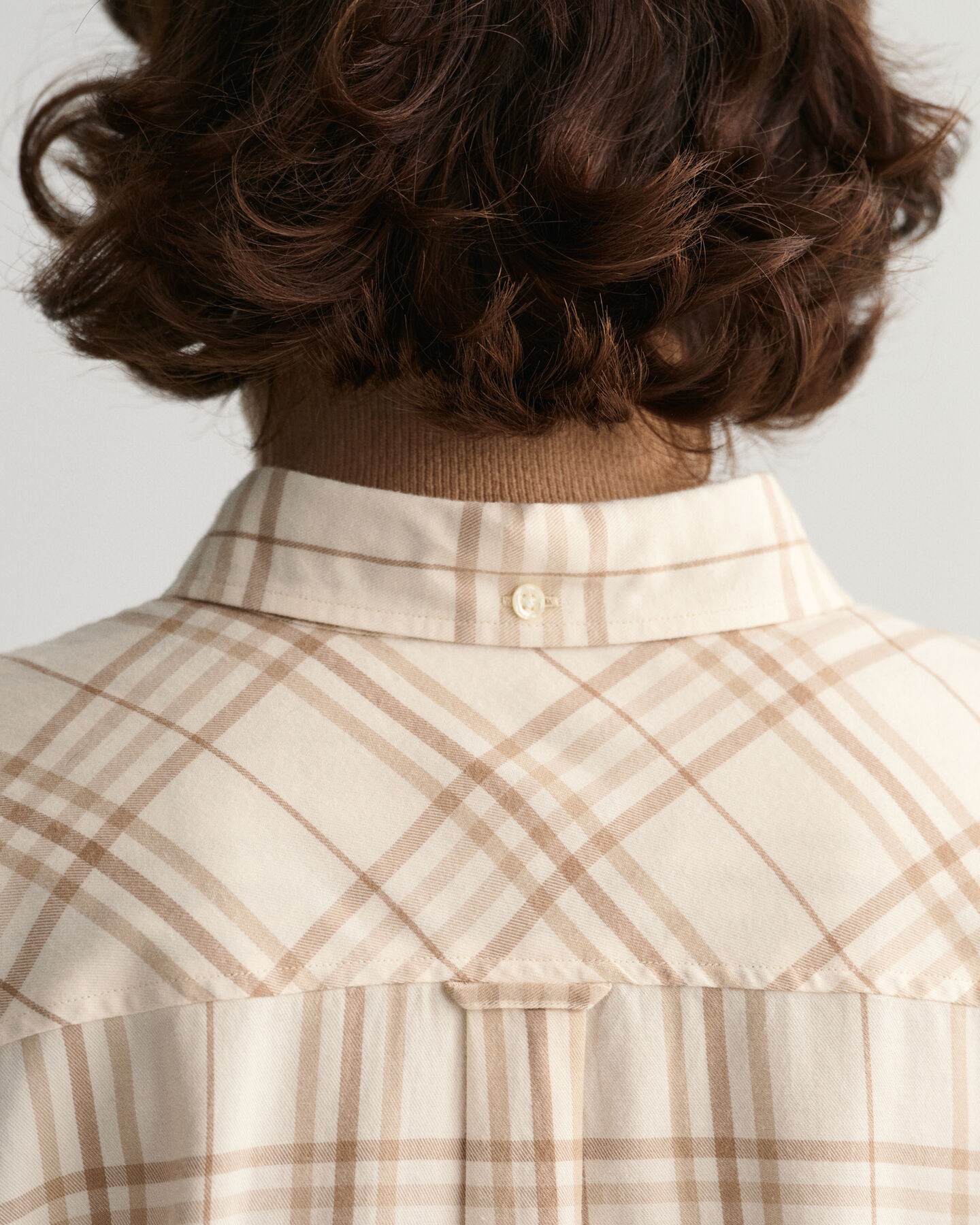 Relaxed fit ‑mitoitettu ruudullinen flanellipaita