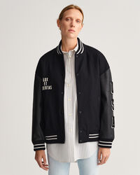 Ylisuuri GANT Varsity Jacket