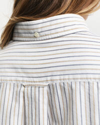 Regular fit ‑mitoitettu raidallinen klassinen oxford-paita