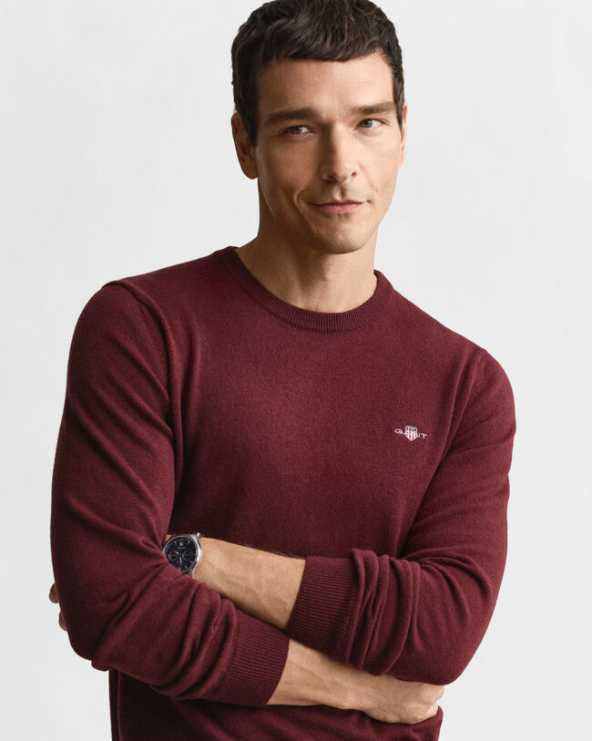 Ohut lampaanvillaneule, py&ouml;re&auml; p&auml;&auml;ntie