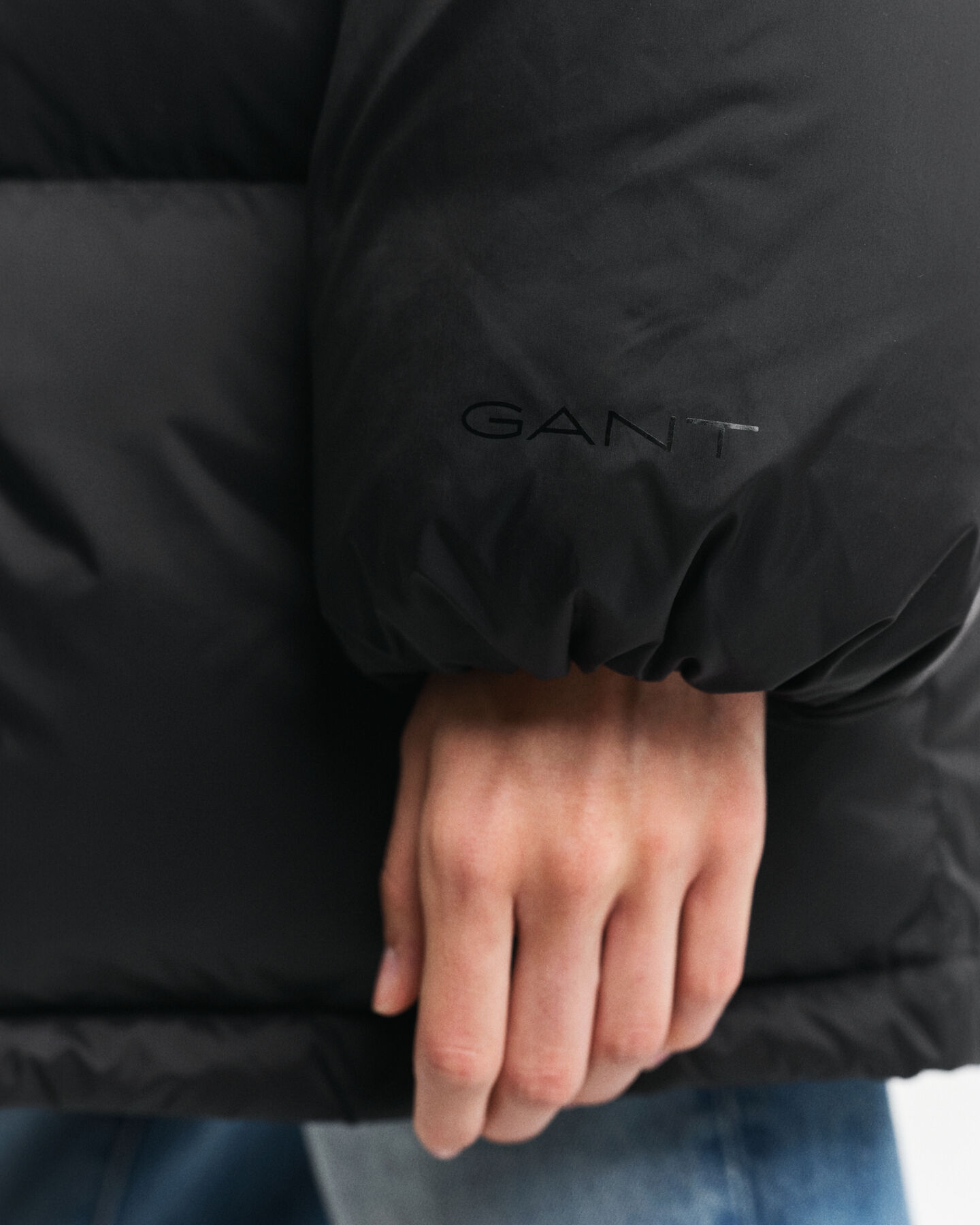 Puolipitkä untuvatakki