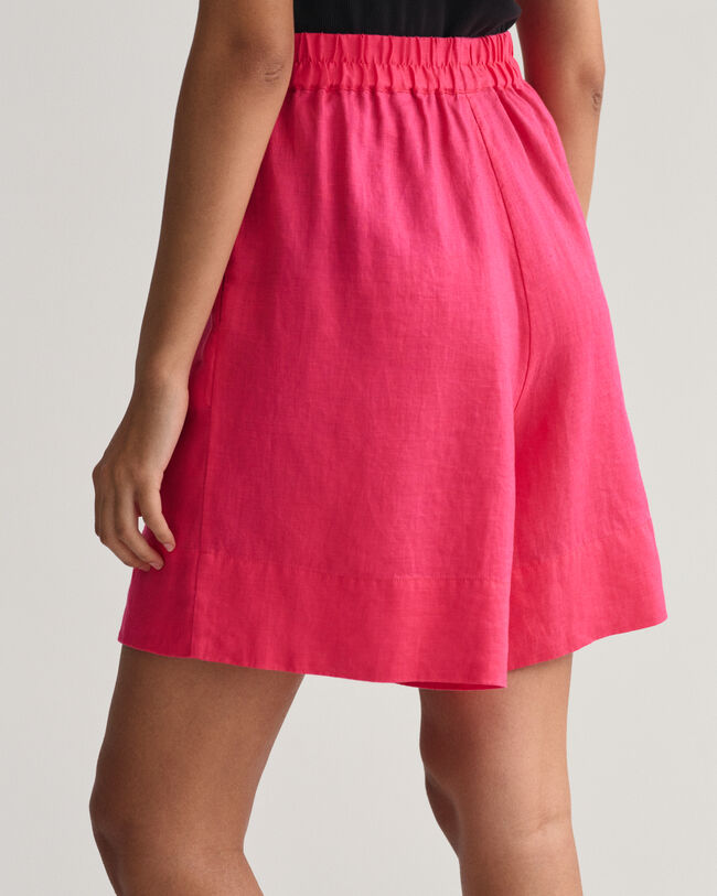 Huolettomat pellavashortsit