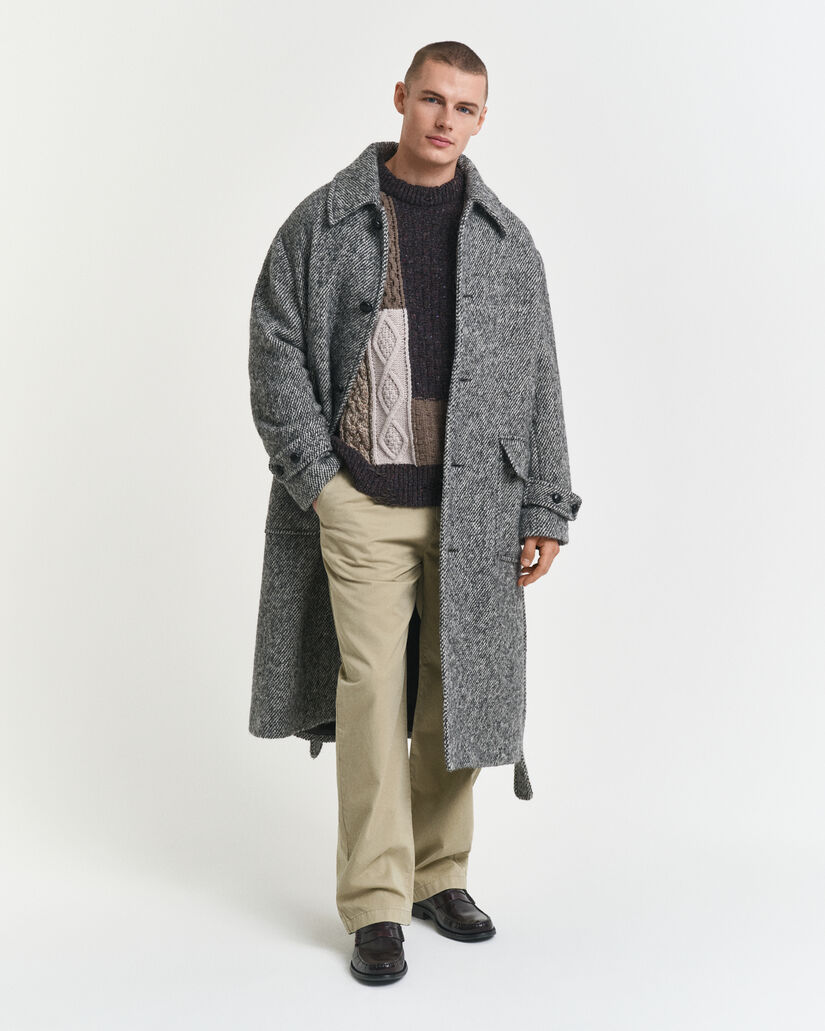 Tilkkutyylinen neulepusero, pyöreä pääntie