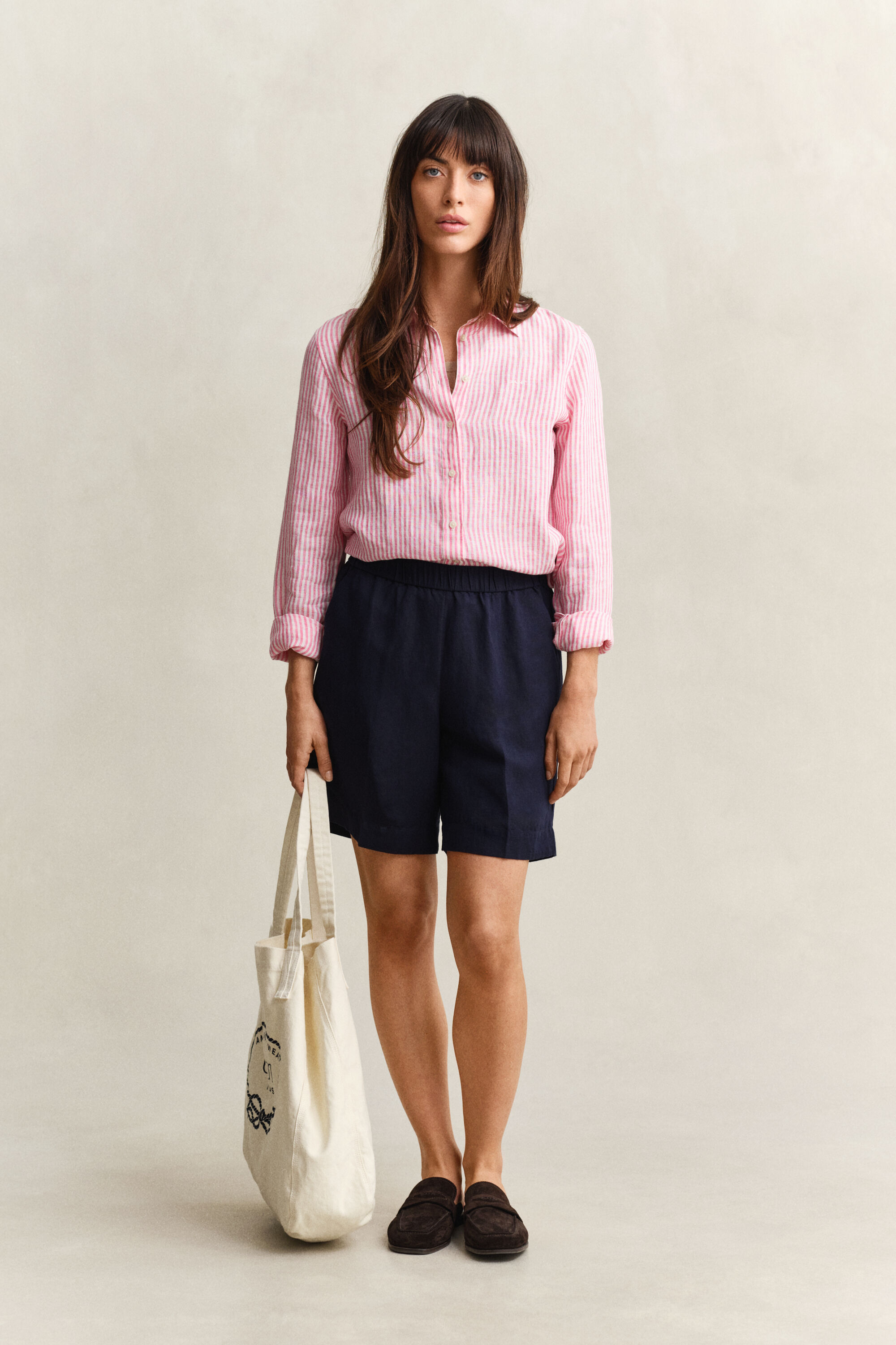 Regular fit ‑mitoitettu raidallinen pellavapaita