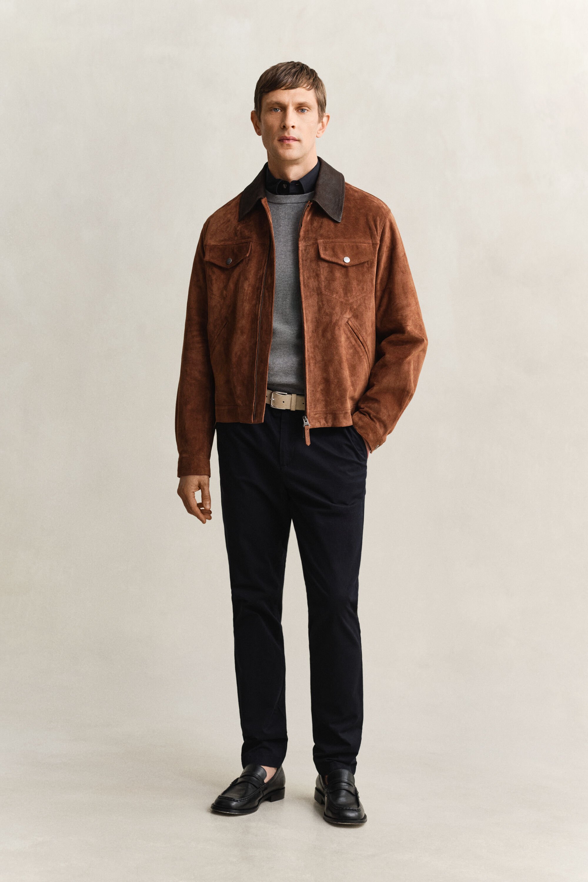 Puuvillaneulepusero, pyöreä pääntie