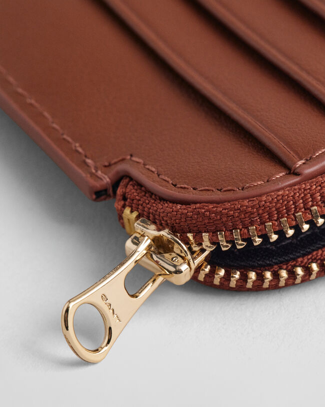 Nahkainen vetoketjullinen korttikotelo