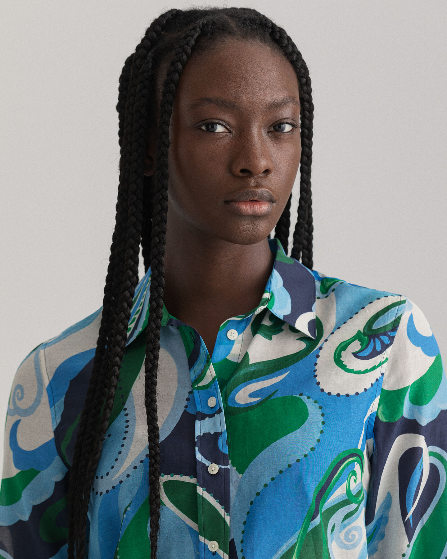 Regular fit ‑mitoitettu paisley-kuvioitu puuvilla-silkkipaita