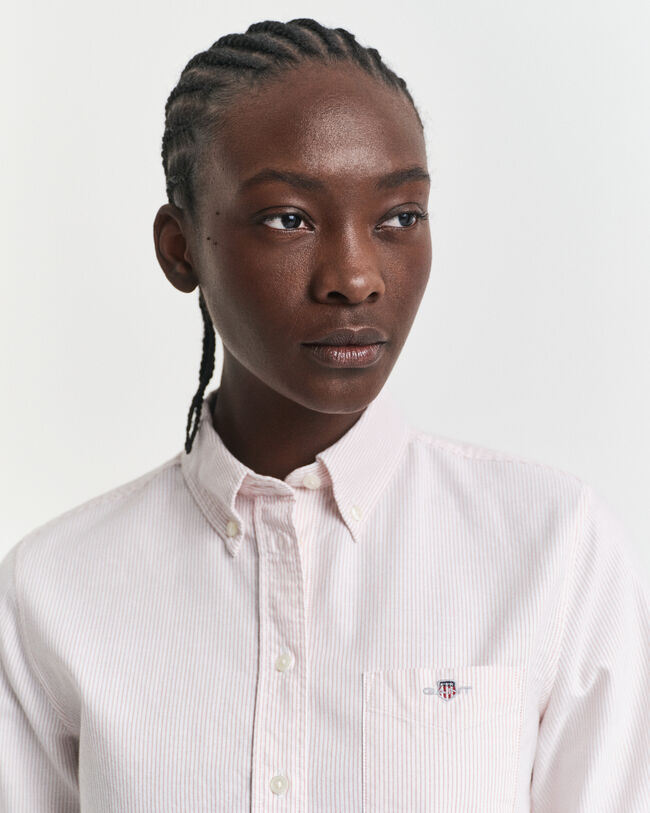 Regular fit ‑mitoitettu raidallinen Classic-oxford-paita